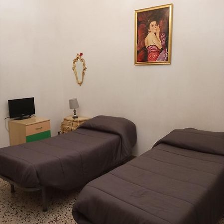 Hotel Centro Storico House Palermo Esterno foto